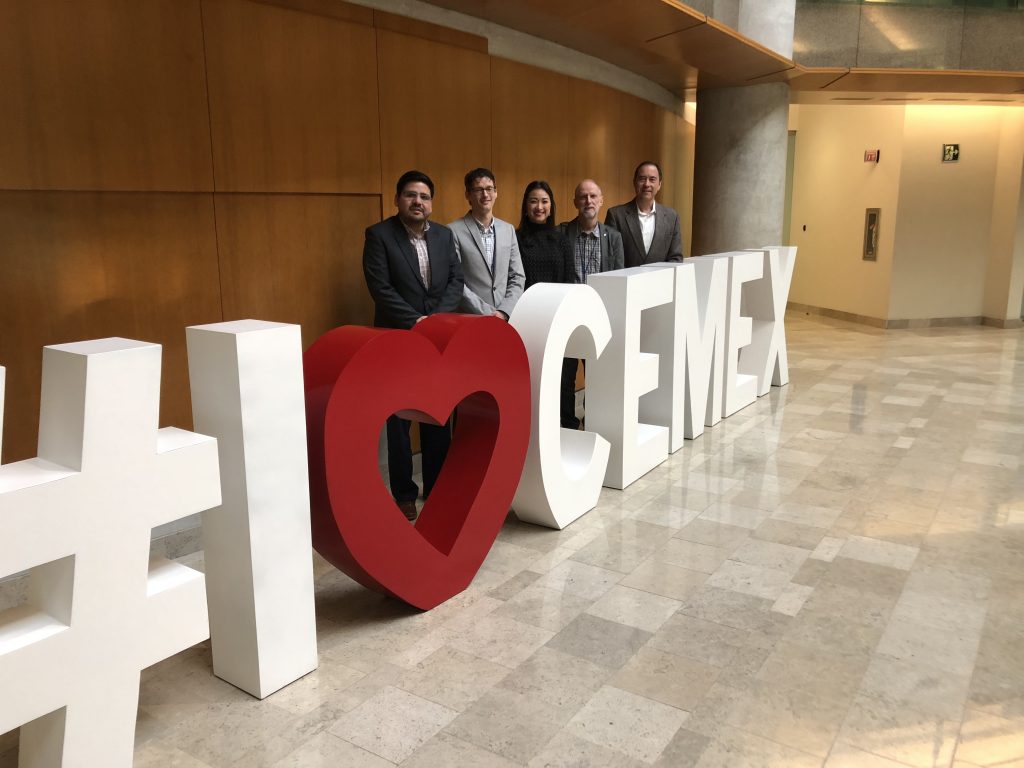 El 12 de Marzo. La Universidad de Sherbrooke tiene un Centro de Investigación en Desarrollo Sustentable y quedaron en colaborar con CEMEX