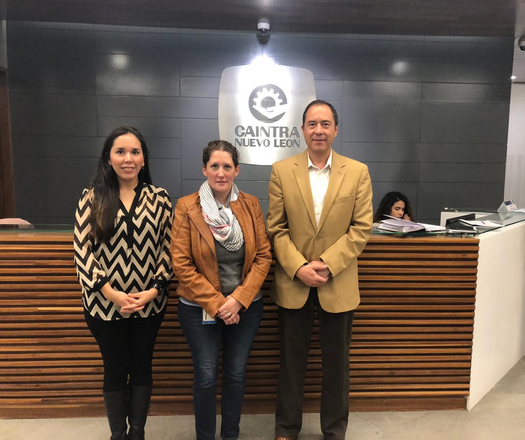 El día 14 de marzo en las oficinas el Cluster Aeroespacial y de Manufacturas Avanzadas, anteriormente el Monterrey Aerocluster, se reunieron la Lic. Ruth Cárdenas Guillén y el Dr. Eugenio José Reyes Guzmán del WTC Monterrey UANL.