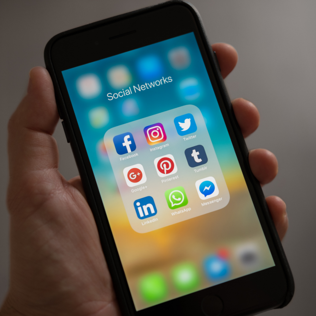 Las benditas redes sociales